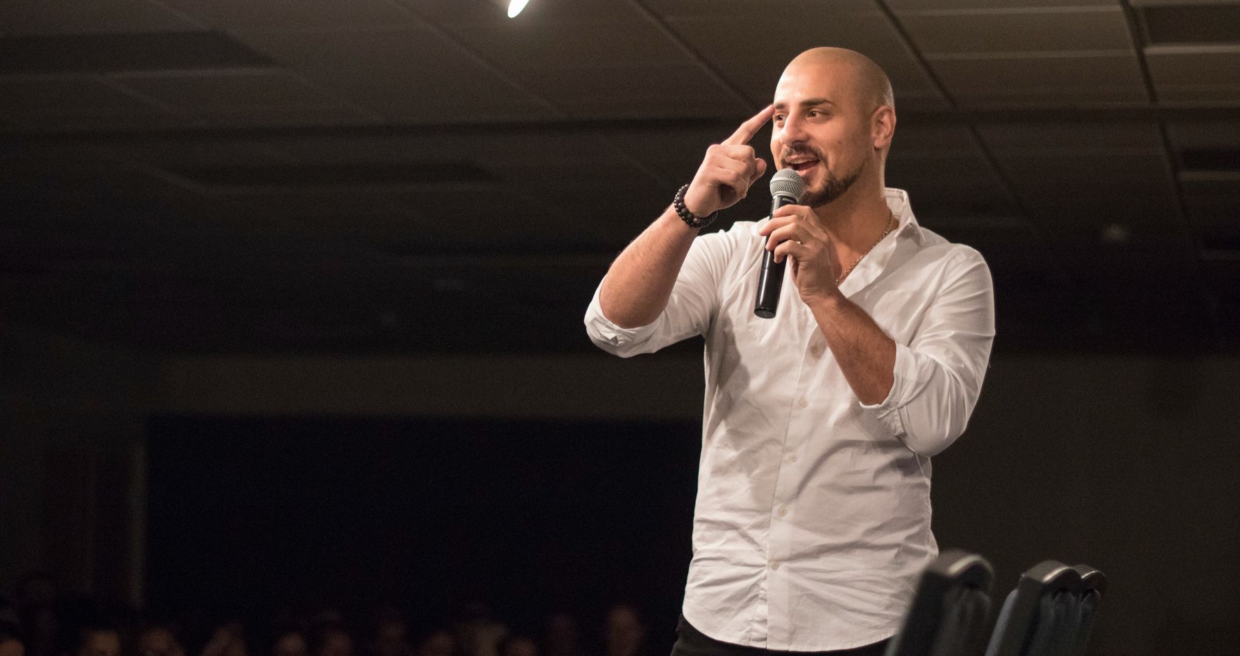 Naperville magician and hypnotist Eric Mina